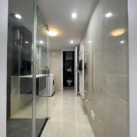 Victory Flat Budapest